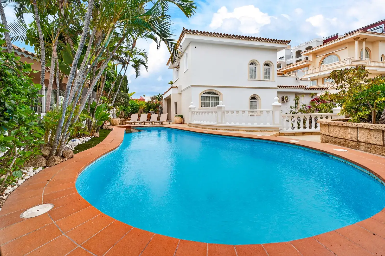 Villa de Lujo El Duque